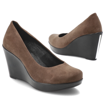 Pantofi cu toc