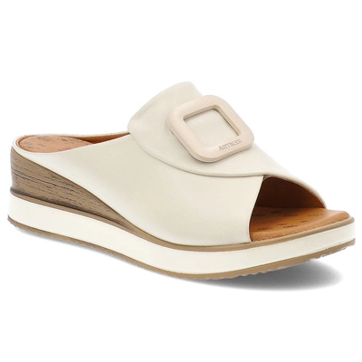 Șlapi ARTIKER - 56C2145 Beige